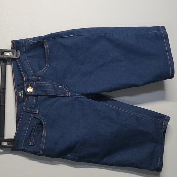 True Indigo shorts girls size 14 blue demin Bermuda length - Picture 2 of 6